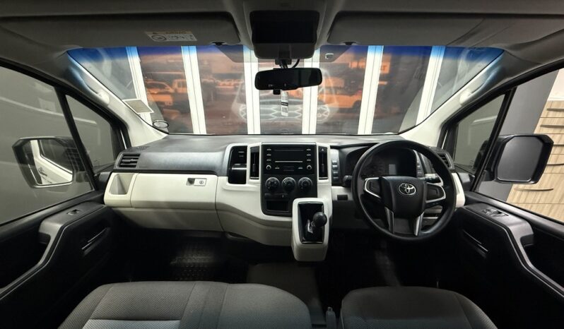 2021 TOYOTA QUANTUM 2.8 LWB CREWCAB F/C P/V full