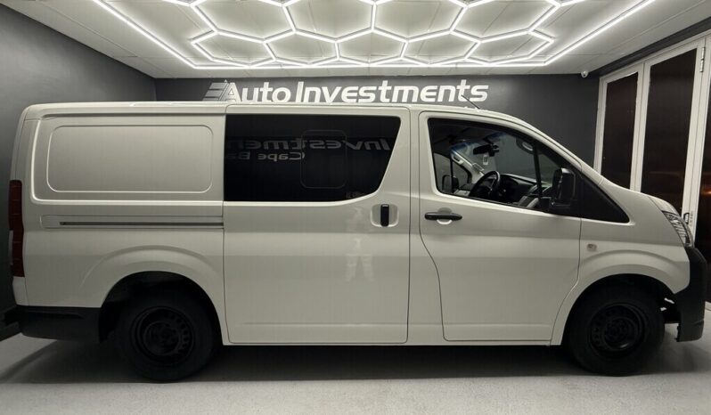 2021 TOYOTA QUANTUM 2.8 LWB CREWCAB F/C P/V full