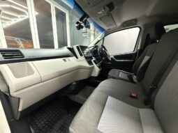 2021 TOYOTA QUANTUM 2.8 LWB CREWCAB F/C P/V full