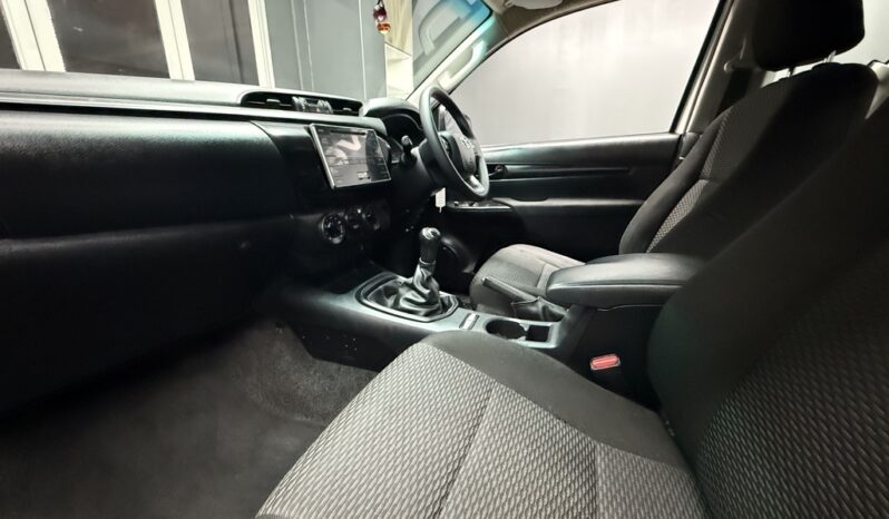 2016 TOYOTA HILUX 2.4 GD-6 RB SRX P/U E/CAB full