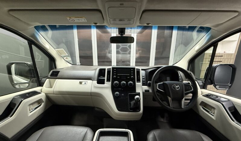 2020 TOYOTA QUANTUM 2.8 GL 11 SEAT full