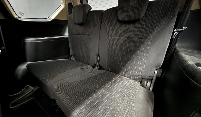 2023 TOYOTA RUMION 1.5 TX A/T full