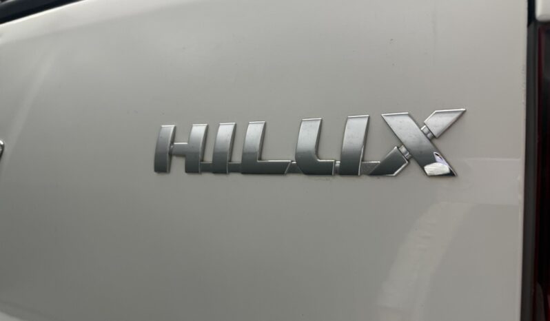 2022 TOYOTA HILUX 2.4 GD-6 RB RAIDER P/U E/CAB full