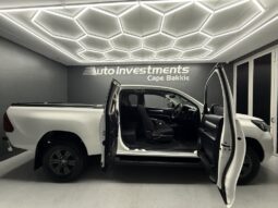 2022 TOYOTA HILUX 2.4 GD-6 RB RAIDER P/U E/CAB full