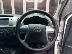 2015 TOYOTA HILUX 3.0D-4D LEGEND 45 XTRA CAB P/U full