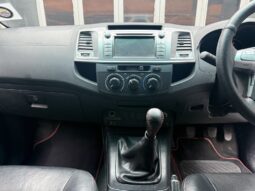 2015 TOYOTA HILUX 3.0D-4D LEGEND 45 XTRA CAB P/U full