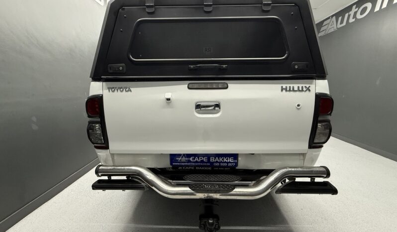 2015 TOYOTA HILUX 3.0D-4D LEGEND 45 XTRA CAB P/U full