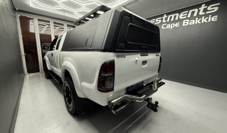 2015 TOYOTA HILUX 3.0D-4D LEGEND 45 XTRA CAB P/U full
