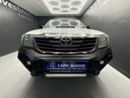 2015 TOYOTA HILUX 3.0D-4D LEGEND 45 XTRA CAB P/U full