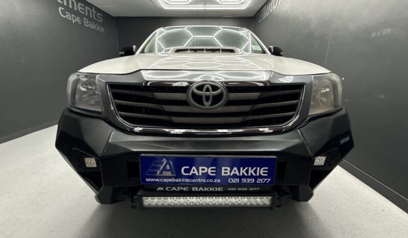 2015 TOYOTA HILUX 3.0D-4D LEGEND 45 XTRA CAB P/U full