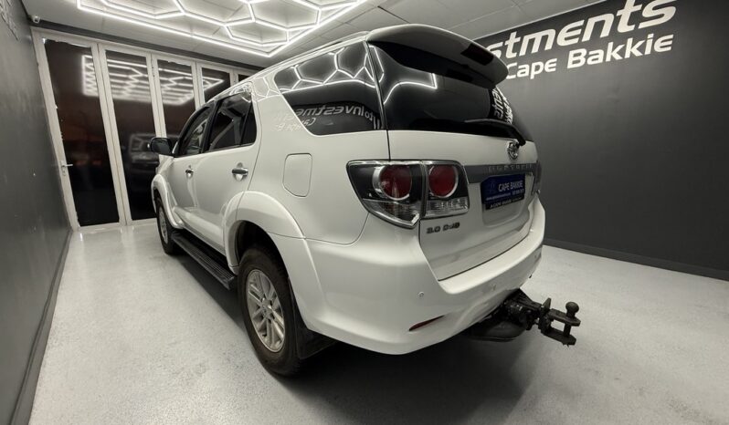 2015 TOYOTA FORTUNER 3.0D-4D R/B A/T full