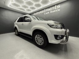 2015 TOYOTA FORTUNER 3.0D-4D R/B A/T full