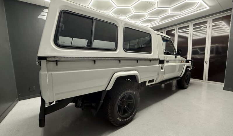 2005 TOYOTA LAND CRUISER 4.5 PETROL P/U S/C full