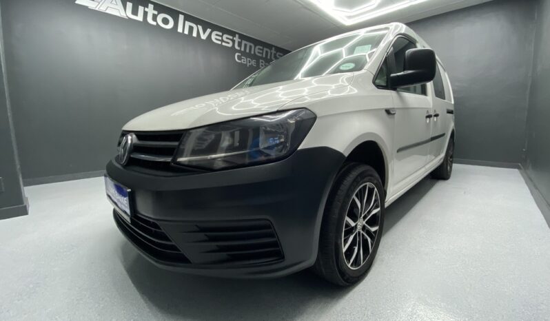 2017 VOLKSWAGEN CADDY4 MAXI CREWBUS 2.0 TDi full
