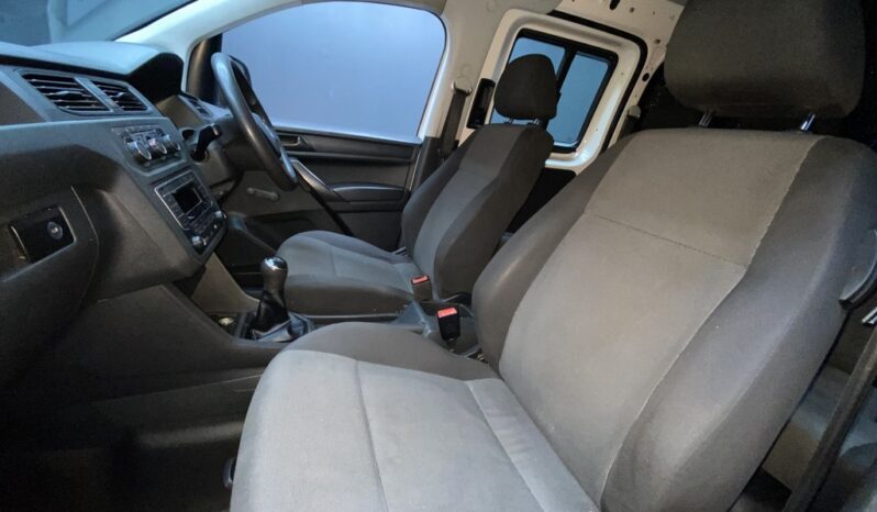 2017 VOLKSWAGEN CADDY4 MAXI CREWBUS 2.0 TDi full