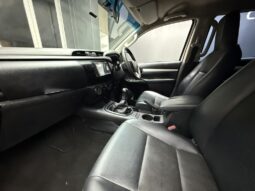2021 TOYOTA HILUX 2.4 GD-6 SR 4X4 P/U D/C full