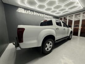2016 ISUZU KB 300 D-TEQ LX A/T P/U D/C