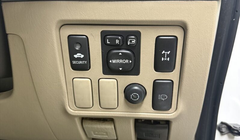 2012 TOYOTA FORTUNER 3.0D-4D 4X4 full