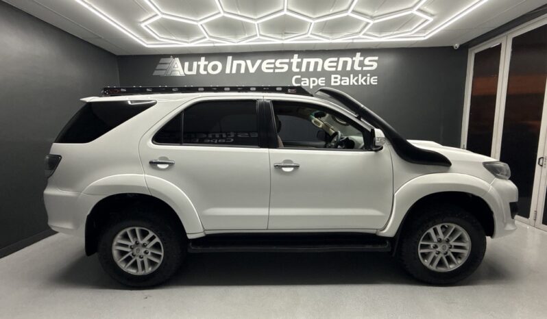 2012 TOYOTA FORTUNER 3.0D-4D 4X4 full