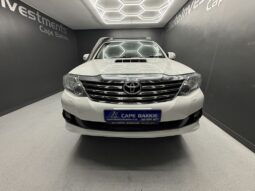 2012 TOYOTA FORTUNER 3.0D-4D 4X4 full