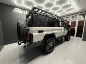 2015 TOYOTA LANDCRUISER 76 4.5D V8 S/W