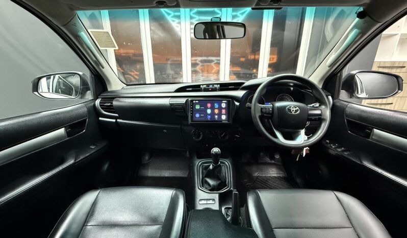 2020 TOYOTA HILUX 2.4 GD-6 SR 4X4 P/U D/C full