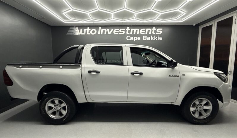 2020 TOYOTA HILUX 2.4 GD-6 SR 4X4 P/U D/C full