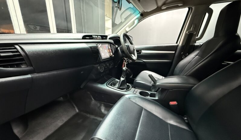 2020 TOYOTA HILUX 2.4 GD-6 SR 4X4 P/U D/C full