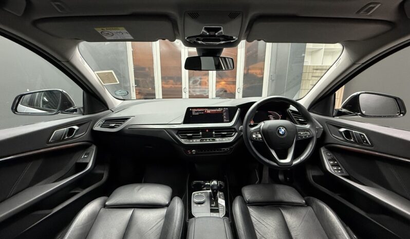 2021 BMW 118i SPORTLINE A/T (F40) full