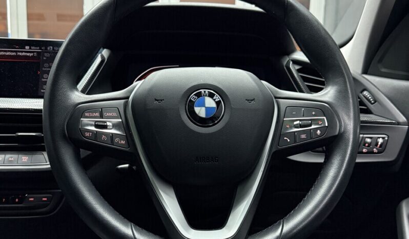 2021 BMW 118i SPORTLINE A/T (F40) full