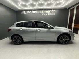 2021 BMW 118i SPORTLINE A/T (F40)