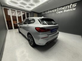 2021 BMW 118i SPORTLINE A/T (F40)