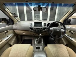 2013 TOYOTA FORTUNER 2.5D-4D RB full