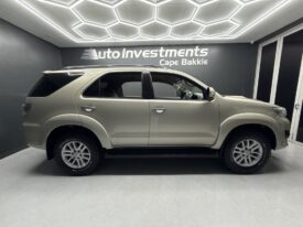 2013 TOYOTA FORTUNER 2.5D-4D RB