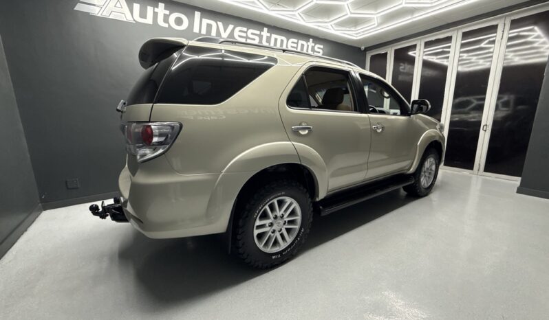 2013 TOYOTA FORTUNER 2.5D-4D RB full