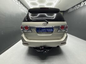 2013 TOYOTA FORTUNER 2.5D-4D RB