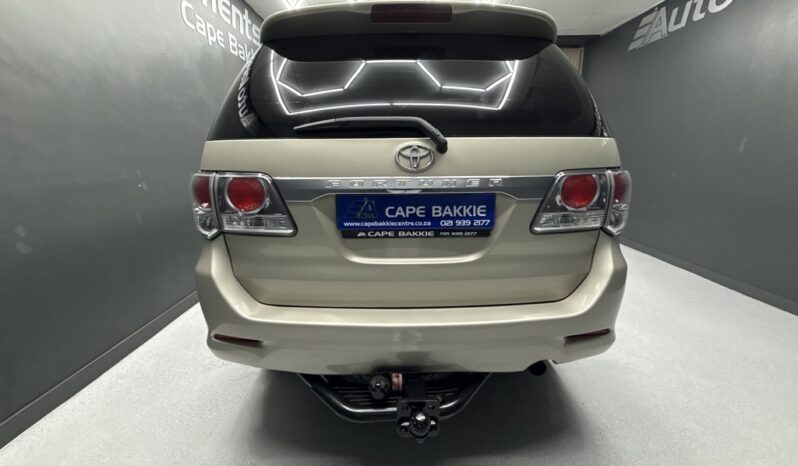 2013 TOYOTA FORTUNER 2.5D-4D RB full