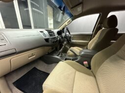 2013 TOYOTA FORTUNER 2.5D-4D RB full
