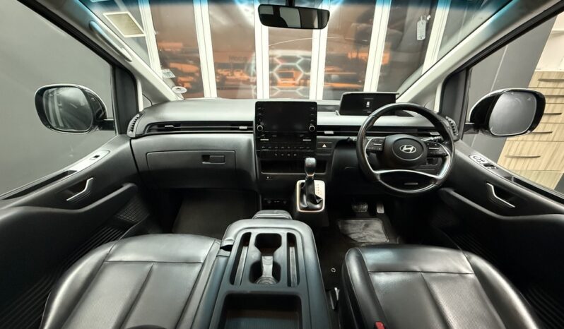 2025 HYUNDAI STARIA 2.2D EXECUTIVE A/T full