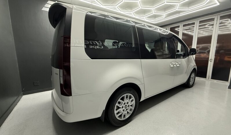 2025 HYUNDAI STARIA 2.2D EXECUTIVE A/T full