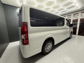 2020 TOYOTA QUANTUM 2.8 GL 11 SEAT