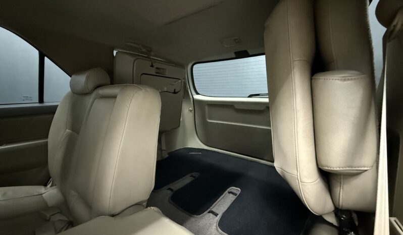 2013 TOYOTA FORTUNER 3.0D-4D R/B full