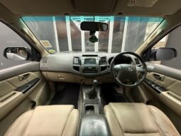 2013 TOYOTA FORTUNER 3.0D-4D R/B full