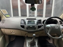 2013 TOYOTA FORTUNER 3.0D-4D R/B full