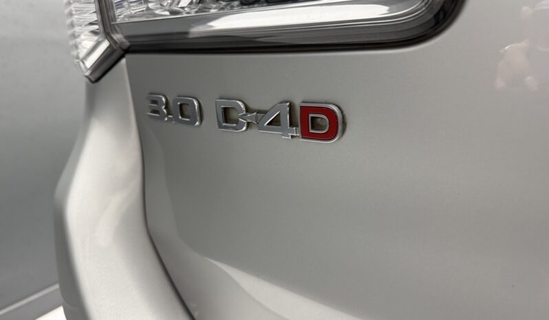 2013 TOYOTA FORTUNER 3.0D-4D R/B full