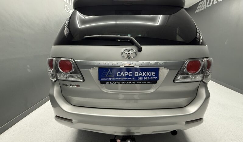 2013 TOYOTA FORTUNER 3.0D-4D R/B full