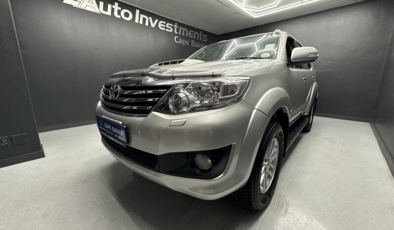 2013 TOYOTA FORTUNER 3.0D-4D R/B full