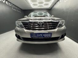 2013 TOYOTA FORTUNER 3.0D-4D R/B full
