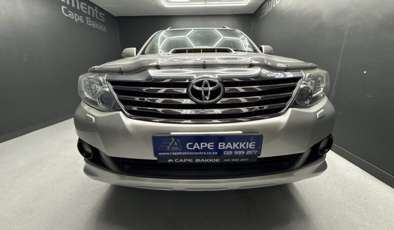 2013 TOYOTA FORTUNER 3.0D-4D R/B full