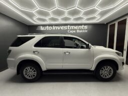 2014 TOYOTA FORTUNER 2.5D-4D RB